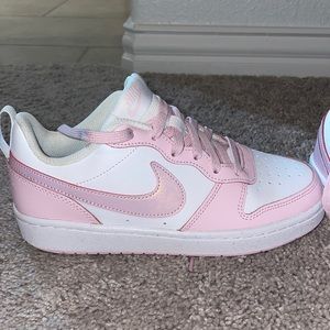 Kids Nike Court borough